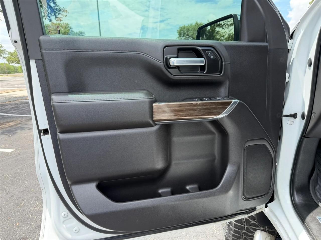 Chevrolet Silverado 1500  2021