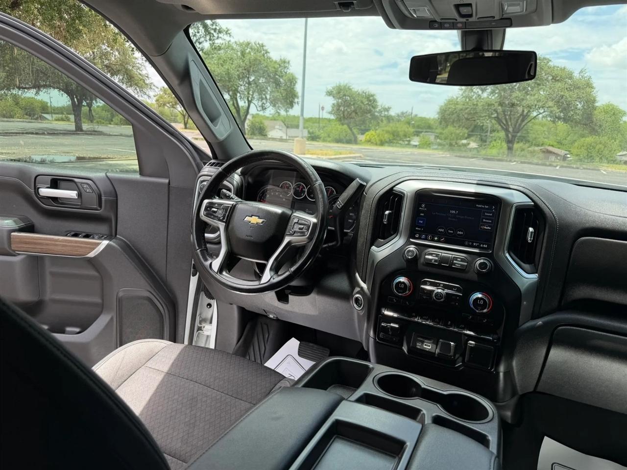Chevrolet Silverado 1500  2021