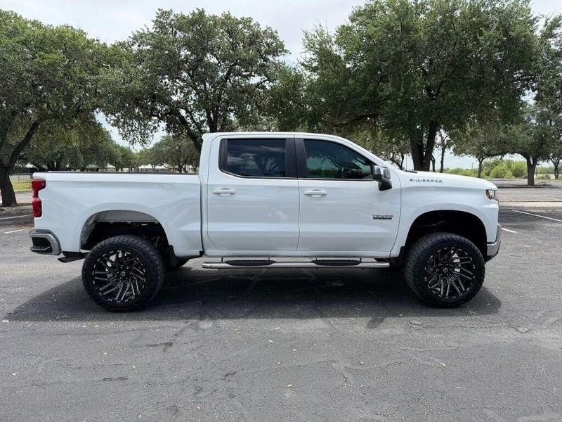 Chevrolet Silverado 1500  2021