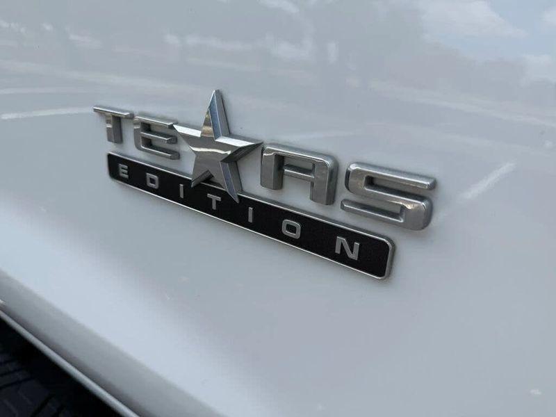 Chevrolet Silverado 1500  2021