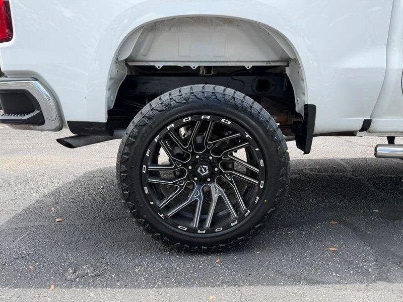 Chevrolet Silverado 1500  2021