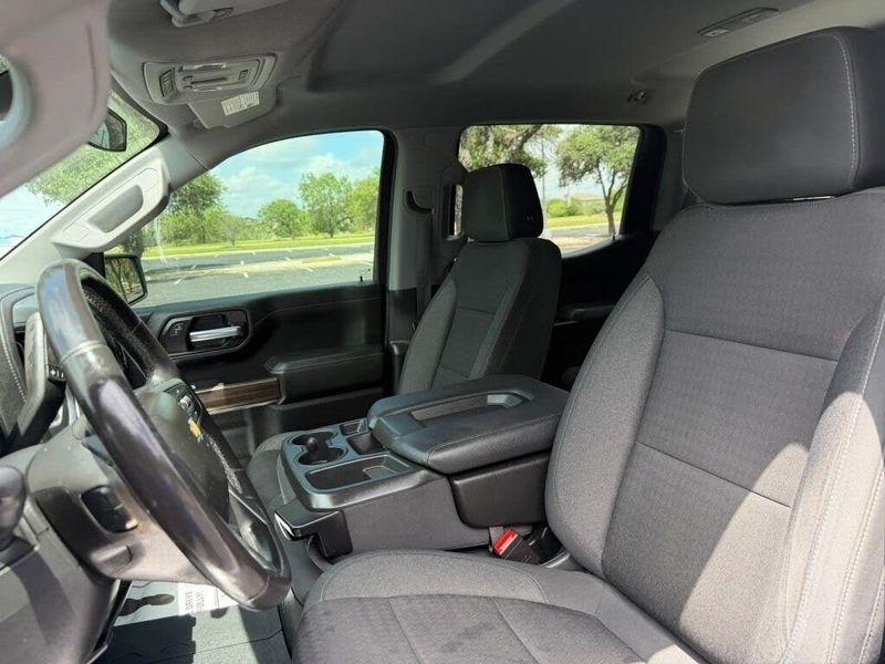 Chevrolet Silverado 1500  2021