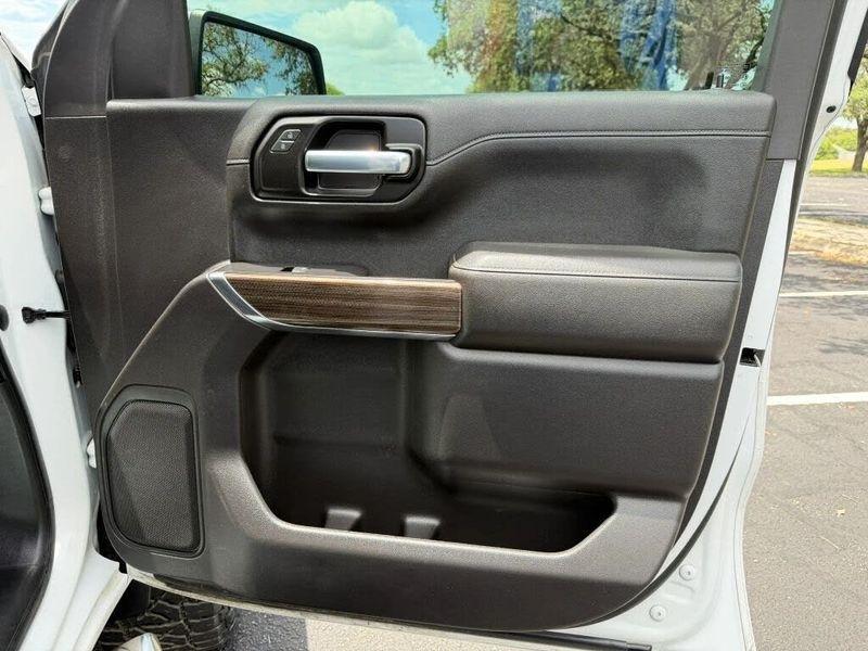 Chevrolet Silverado 1500  2021