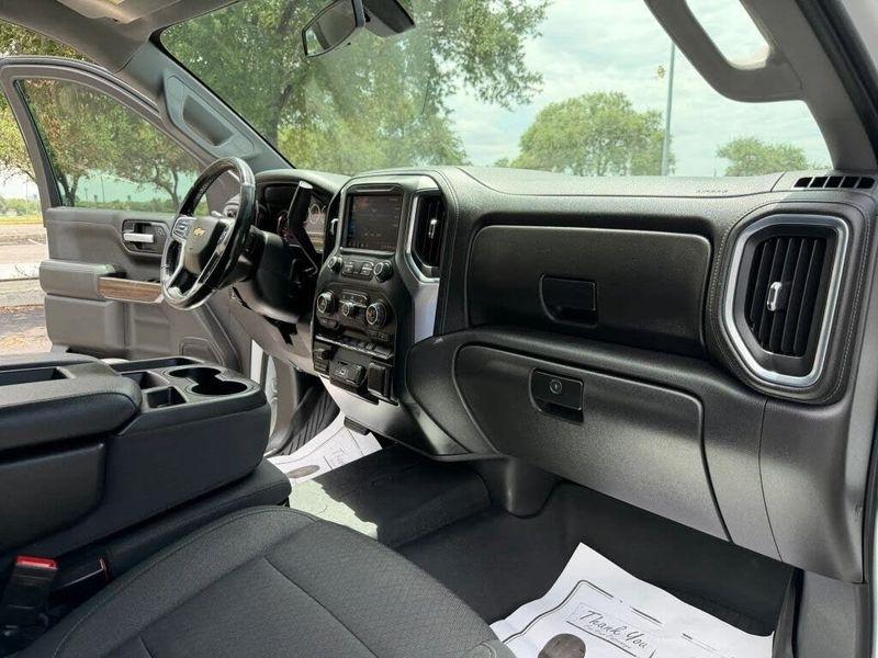 Chevrolet Silverado 1500  2021
