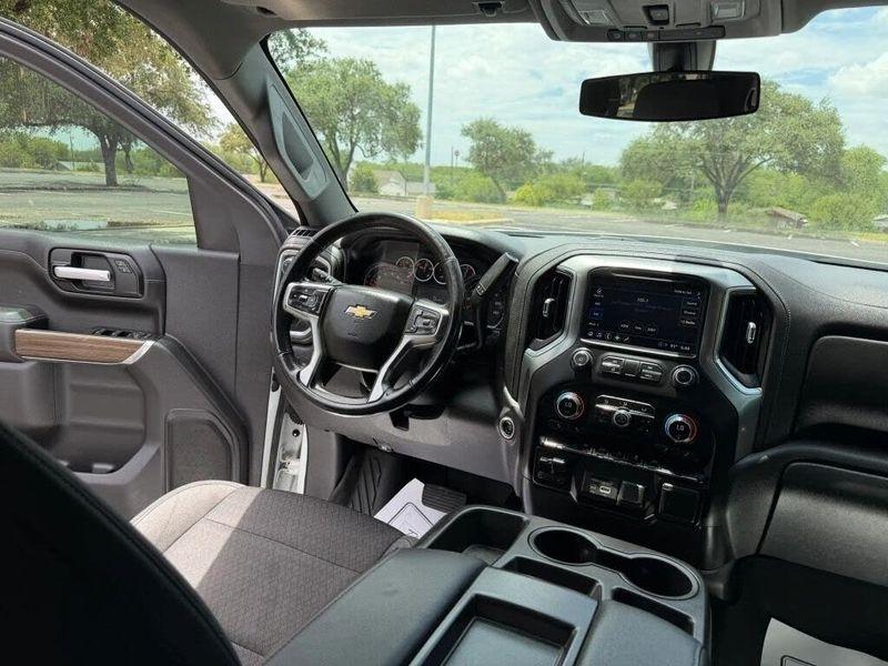 Chevrolet Silverado 1500  2021