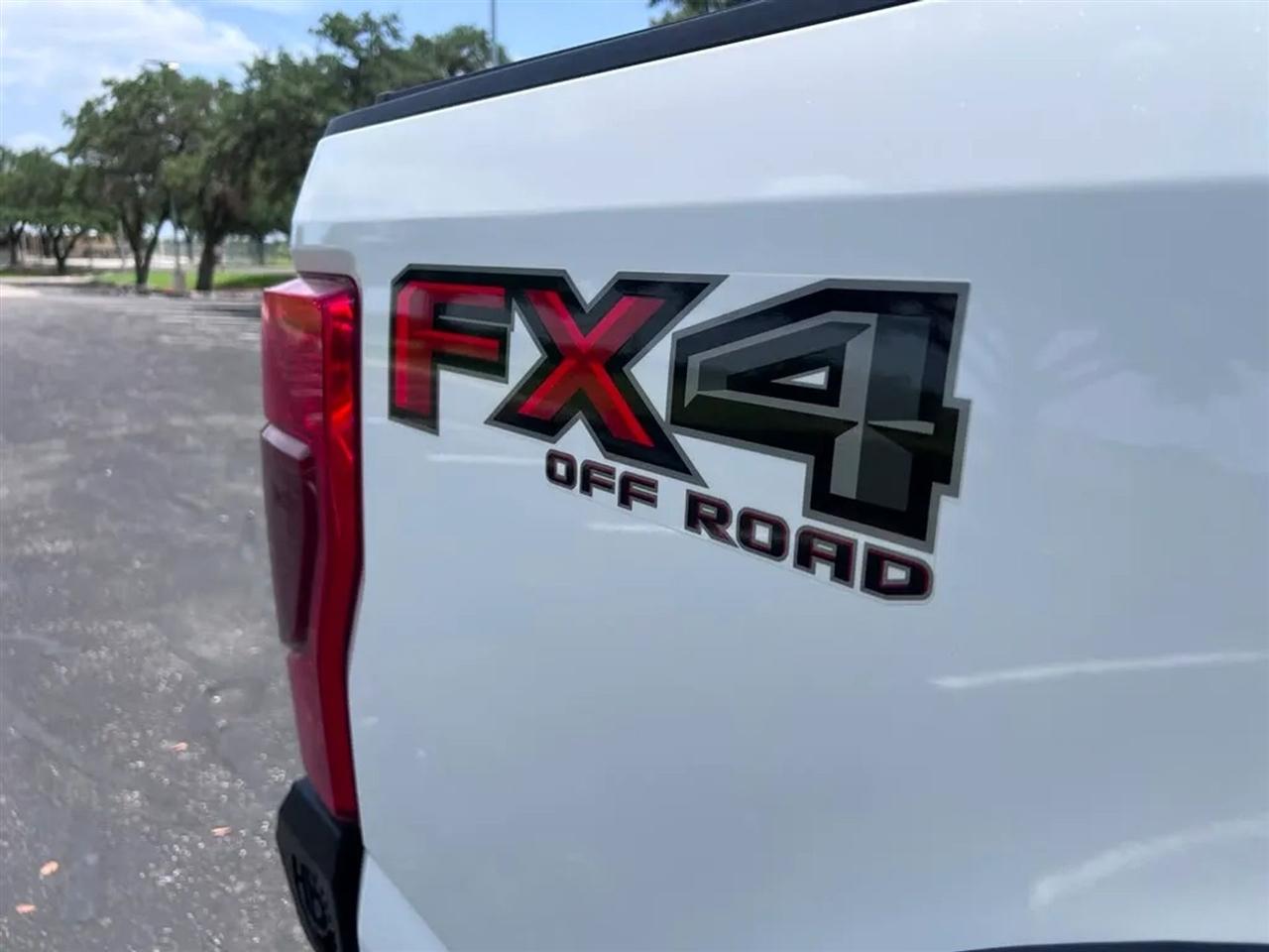 Ford F-250 SD  2020