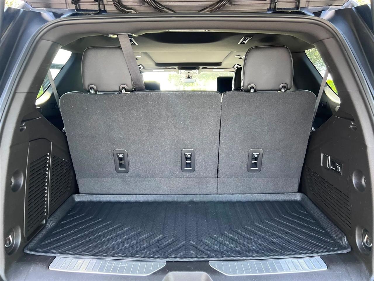 Chevrolet Tahoe  2021