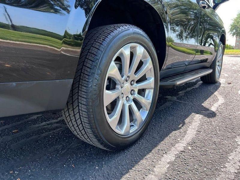Chevrolet Tahoe  2021