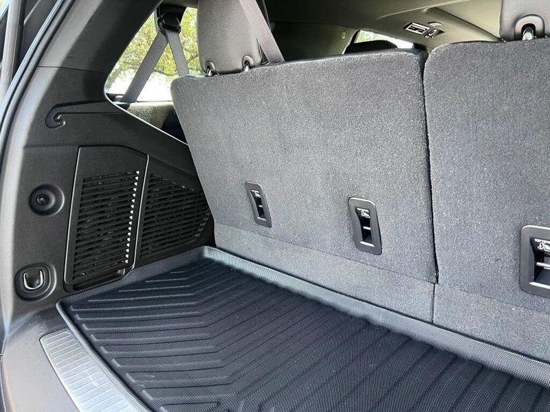 Chevrolet Tahoe  2021