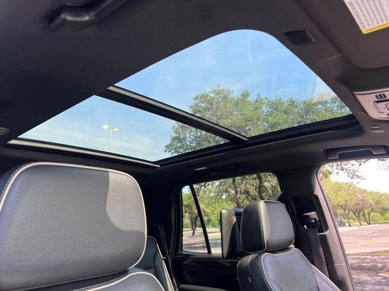 Chevrolet Tahoe  2021