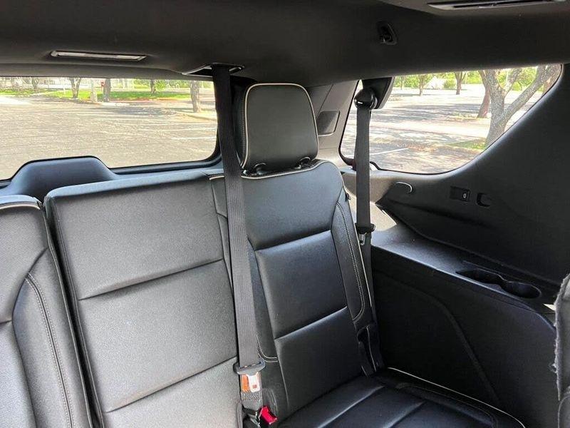 Chevrolet Tahoe  2021