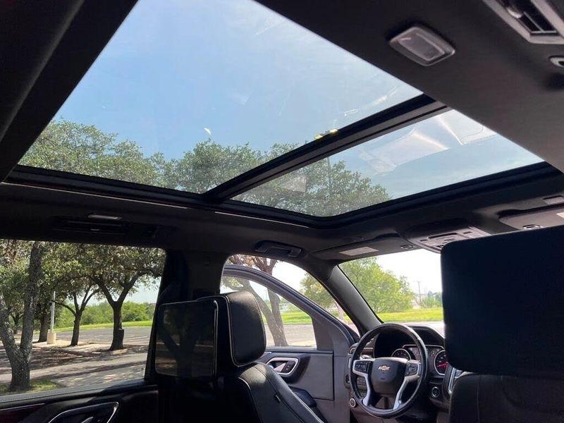 Chevrolet Tahoe  2021