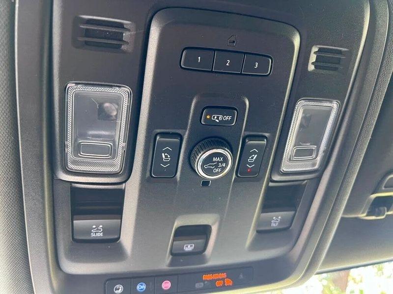 Chevrolet Tahoe  2021