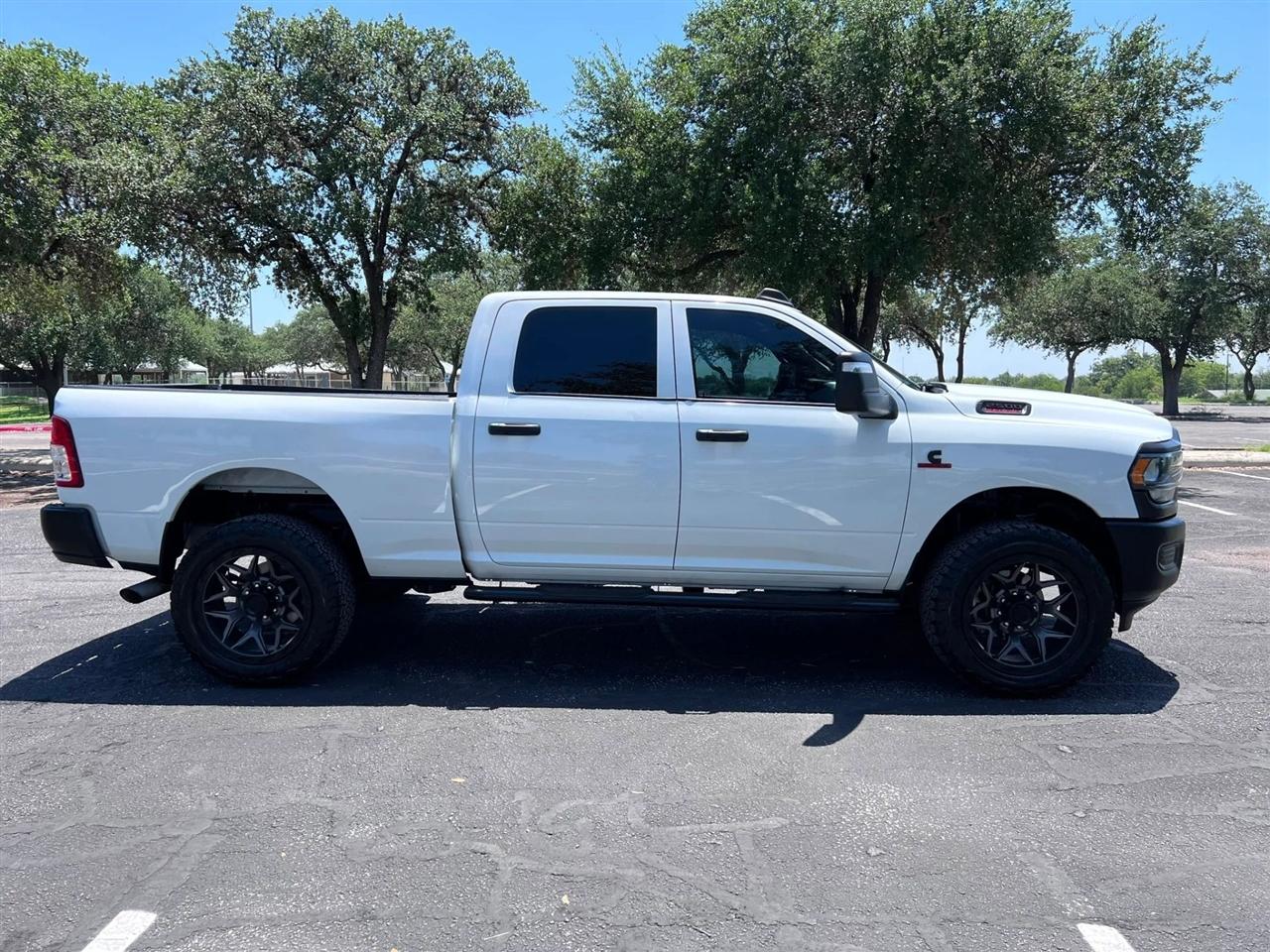 RAM 2500  2024