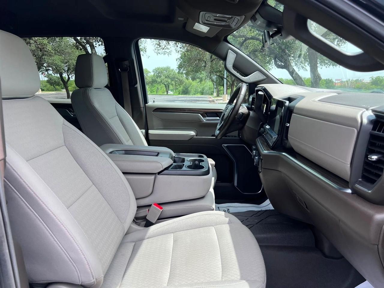 Chevrolet Silverado 1500  2024