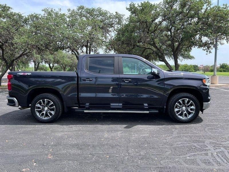 Chevrolet Silverado 1500  2024