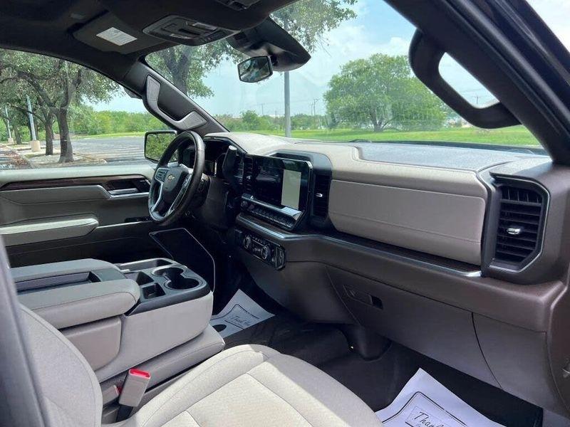 Chevrolet Silverado 1500  2024