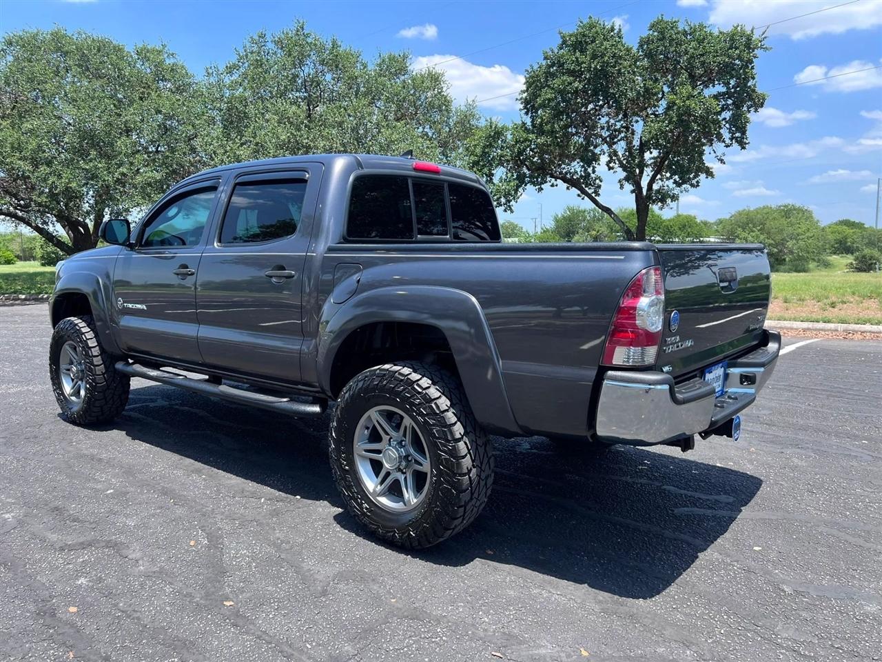Toyota Tacoma  2015