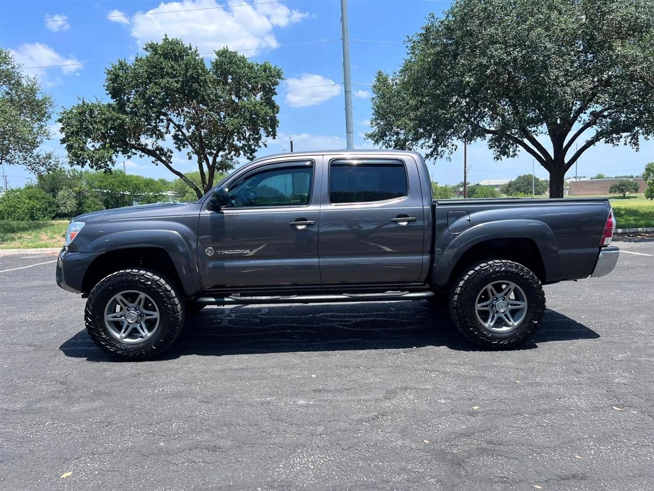 Toyota Tacoma  2015