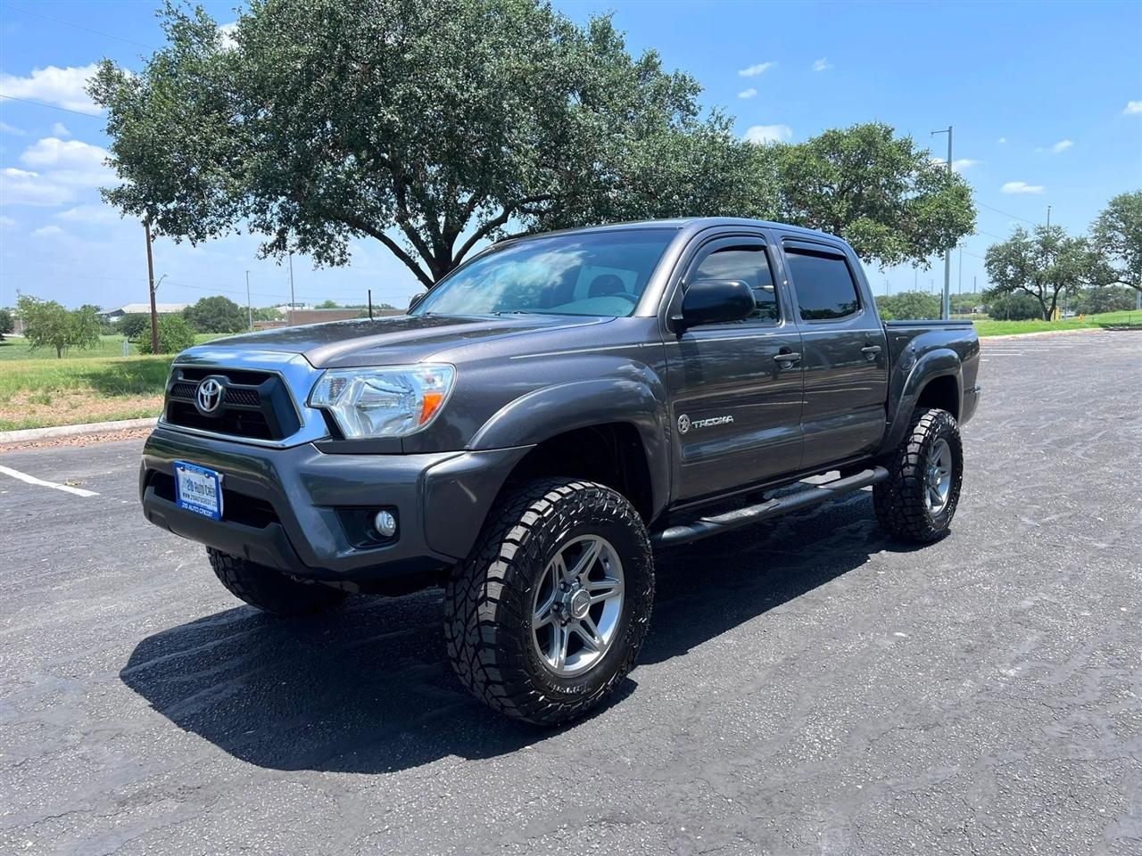 Toyota Tacoma  2015
