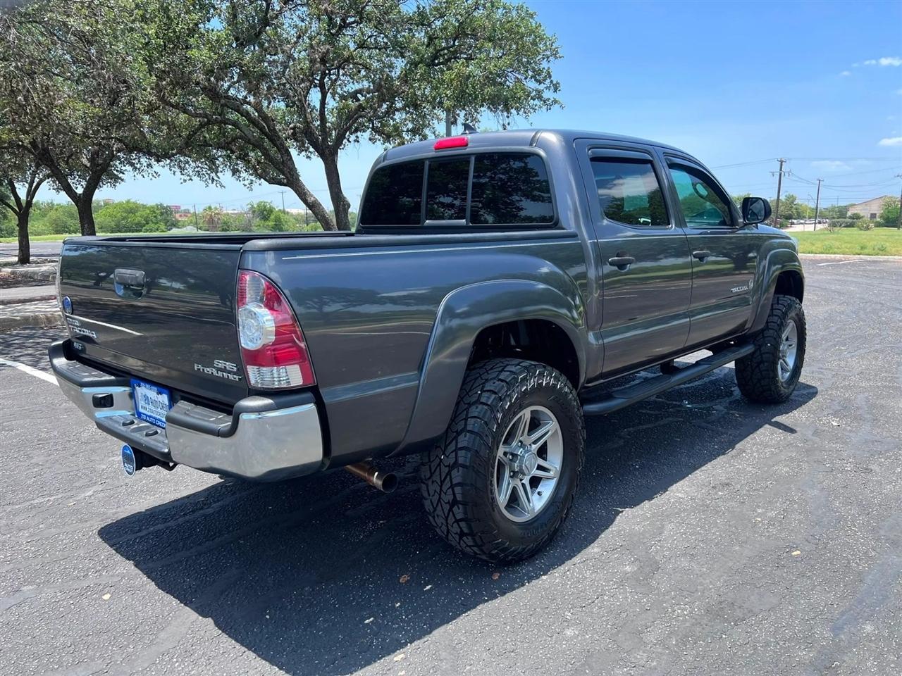 Toyota Tacoma  2015