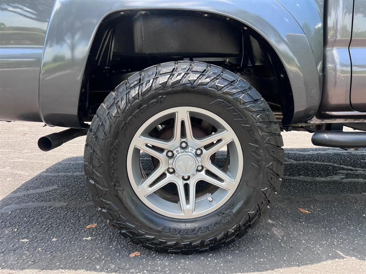 Toyota Tacoma  2015