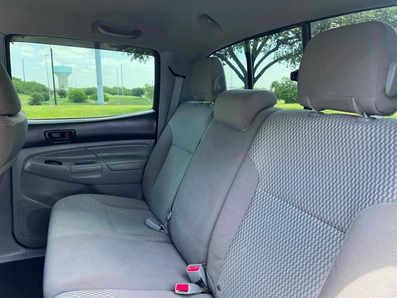 Toyota Tacoma  2015