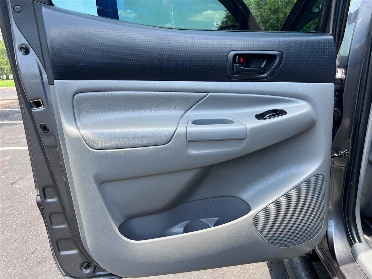 Toyota Tacoma  2015
