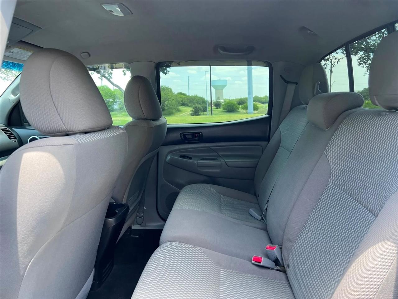 Toyota Tacoma  2015