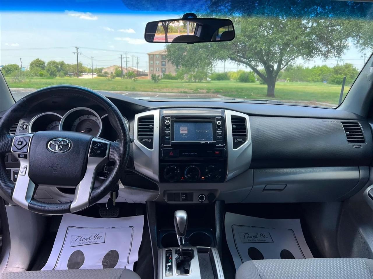Toyota Tacoma  2015
