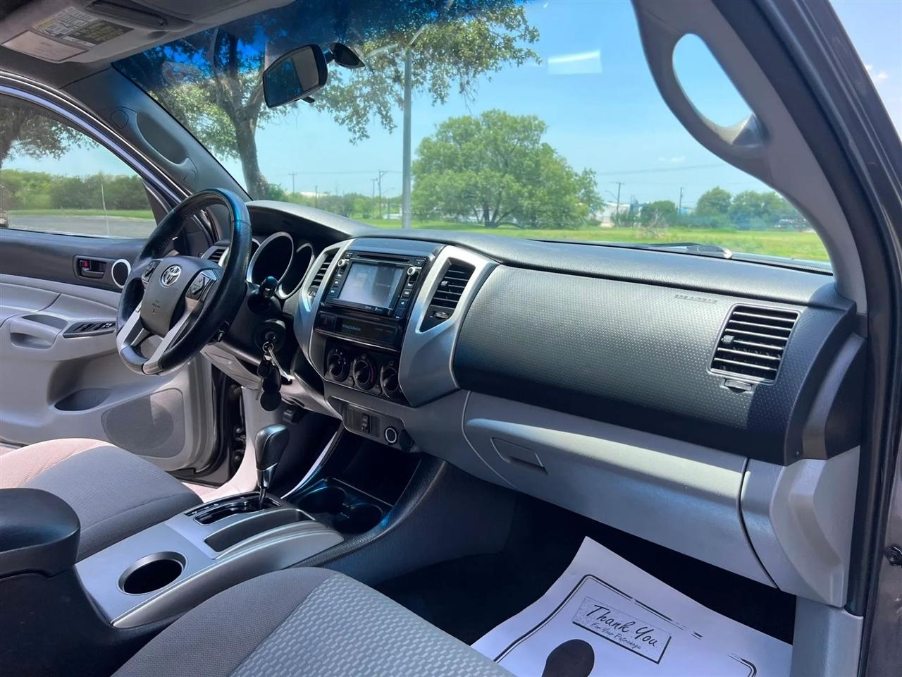 Toyota Tacoma  2015