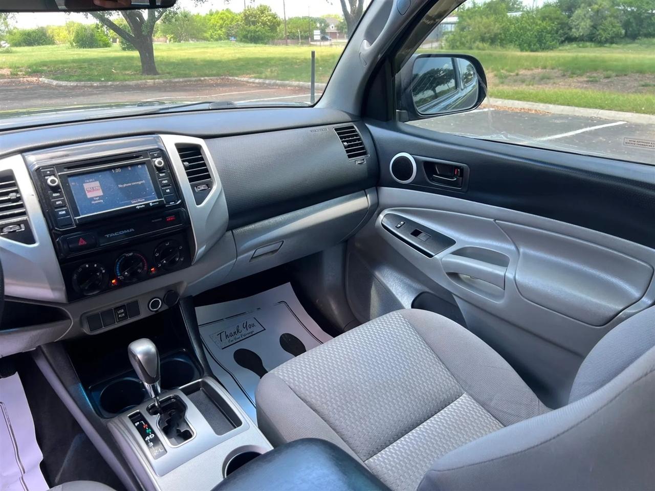 Toyota Tacoma  2015