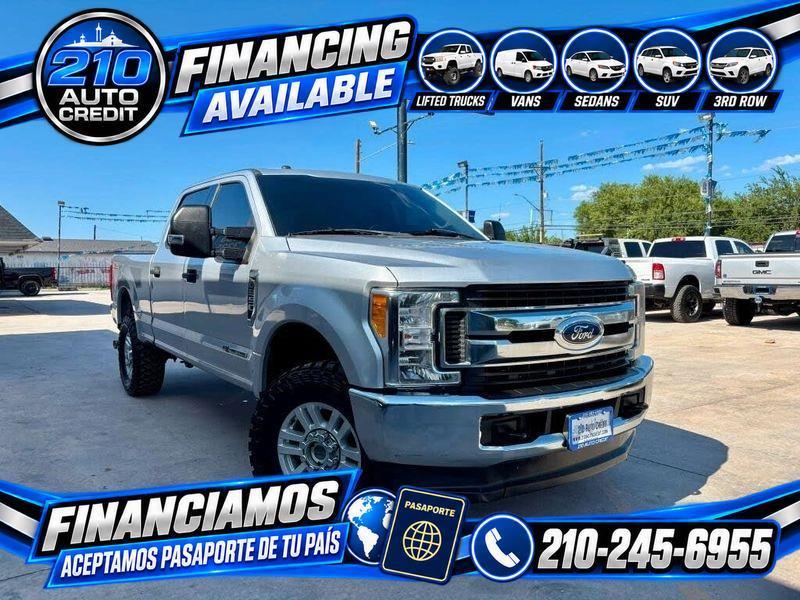 2017 Ford F-250 SD XLT Pickup 4D 6 3/4 ft