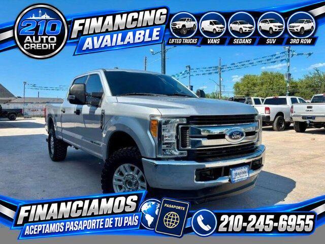 2017 Ford F-250 SD XLT Pickup 4D 6 3/4 ft