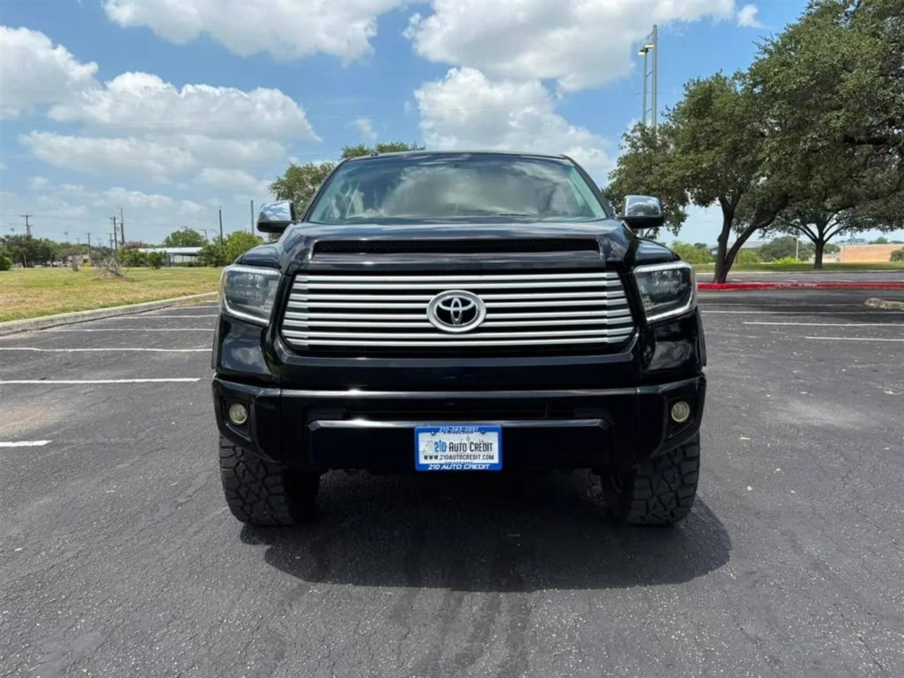 Toyota Tundra  2016