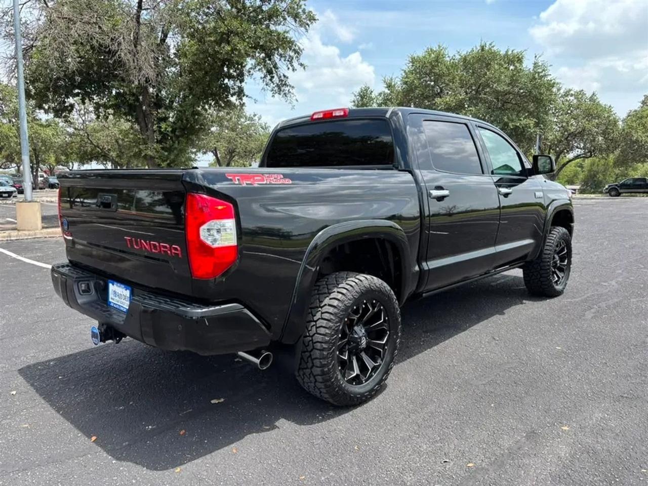 Toyota Tundra  2016
