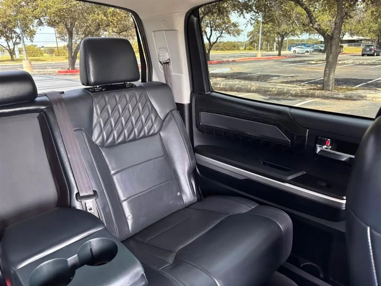 Toyota Tundra  2016