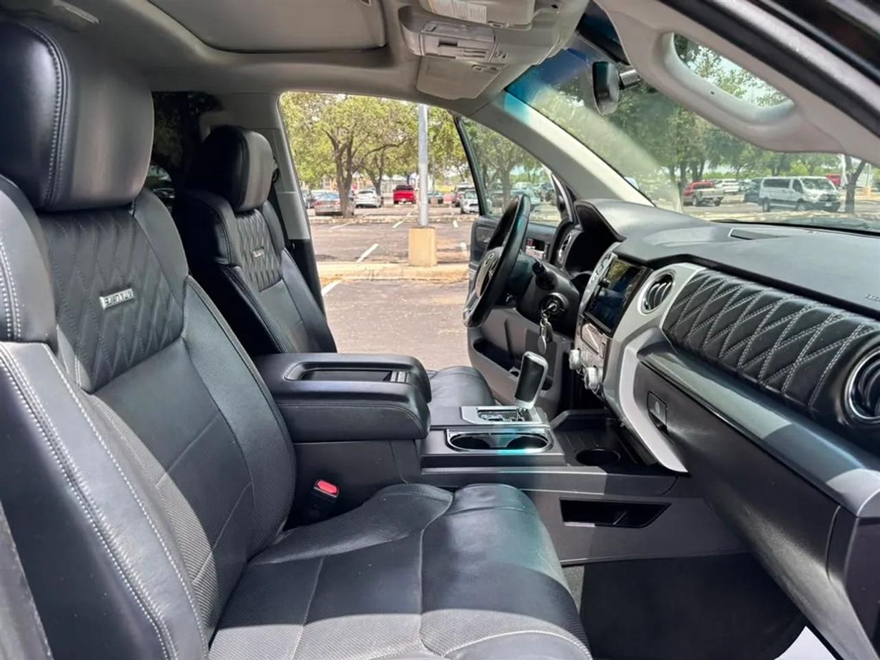Toyota Tundra  2016