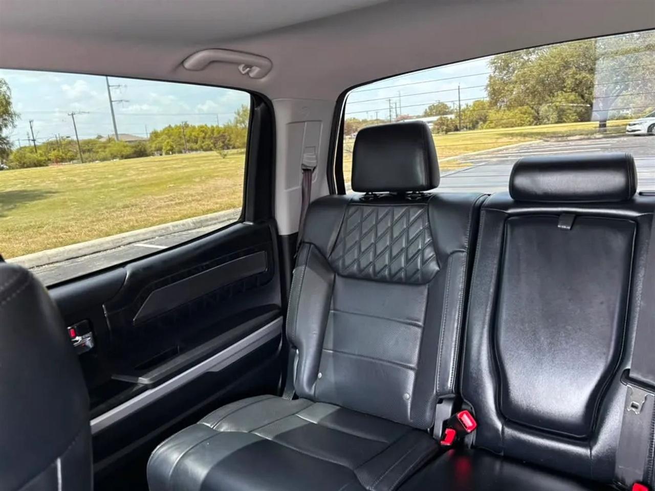 Toyota Tundra  2016