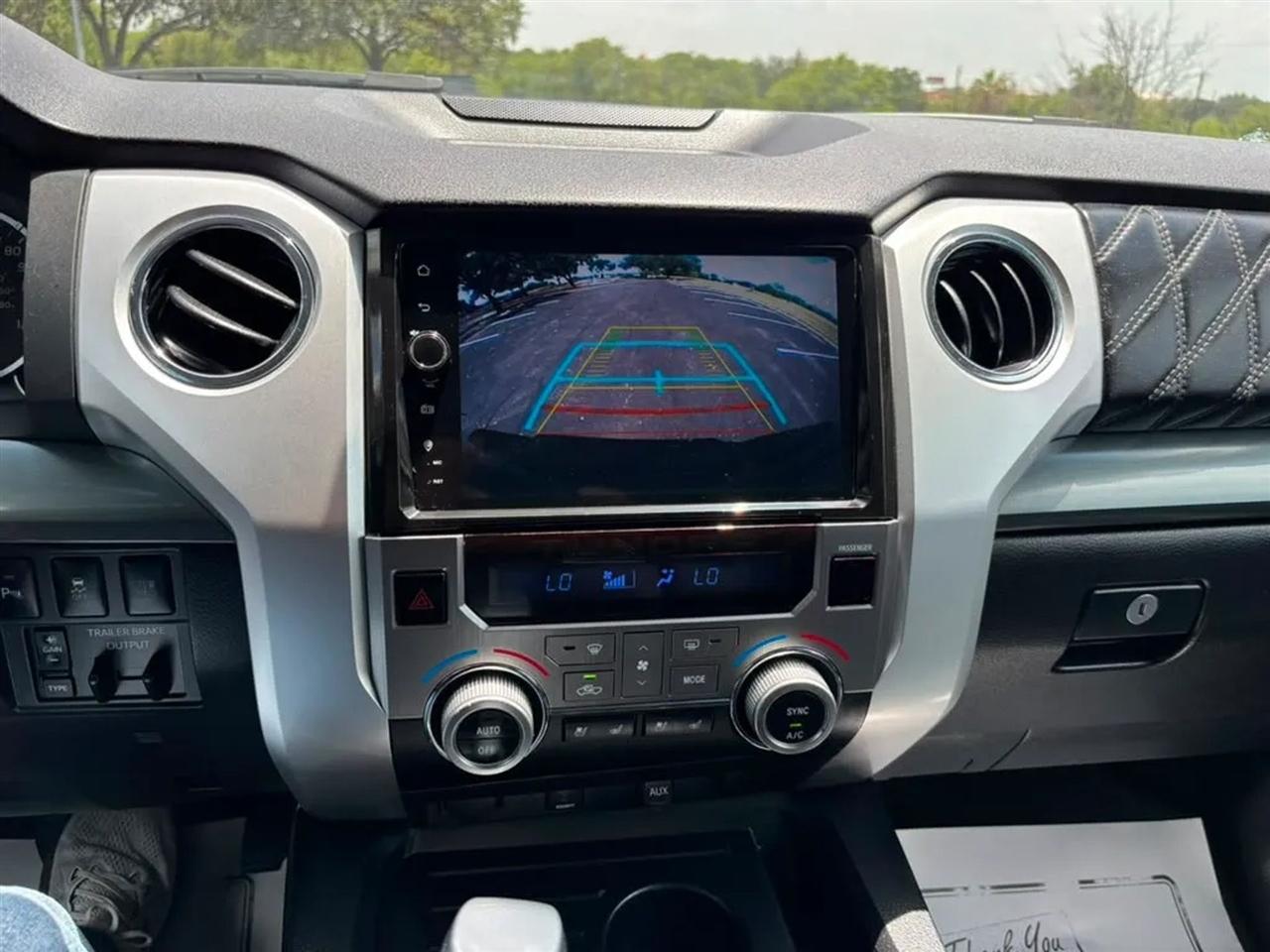 Toyota Tundra  2016