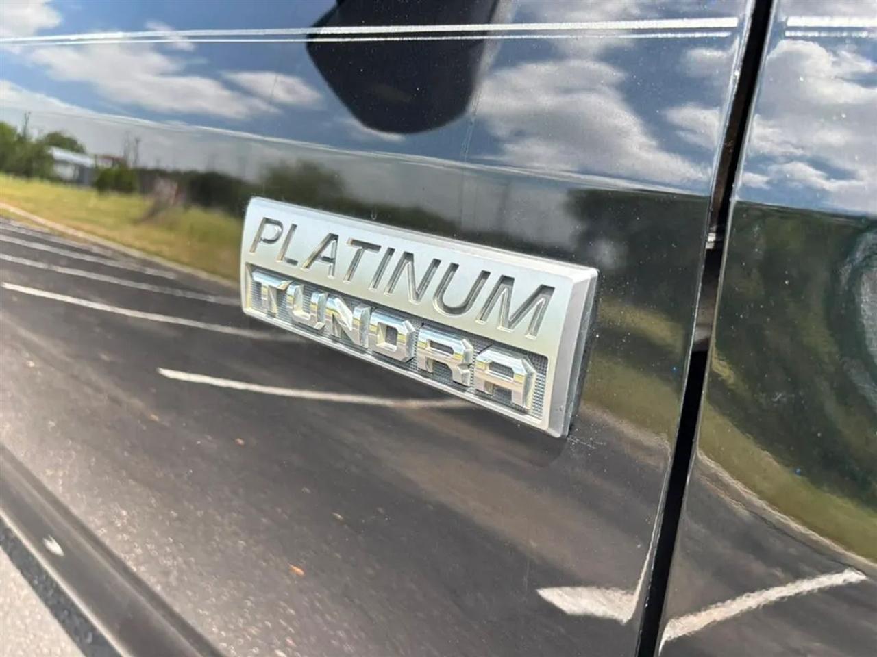 Toyota Tundra  2016