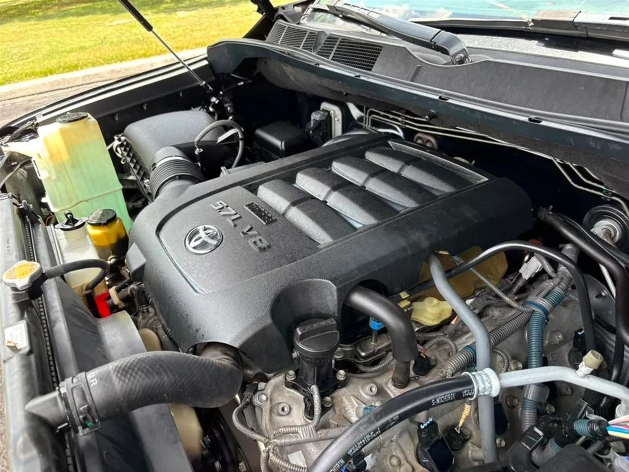 Toyota Tundra  2016