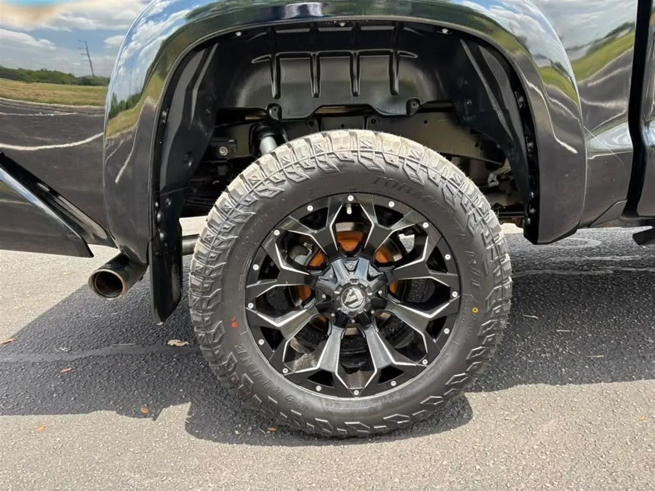 Toyota Tundra  2016