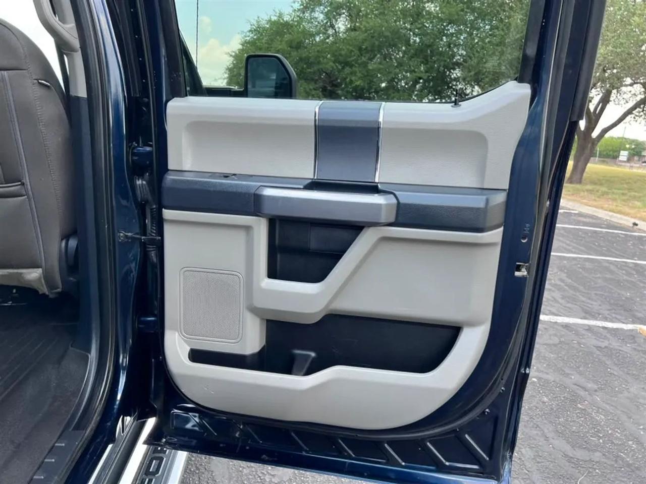 Ford F-250 SD  2022