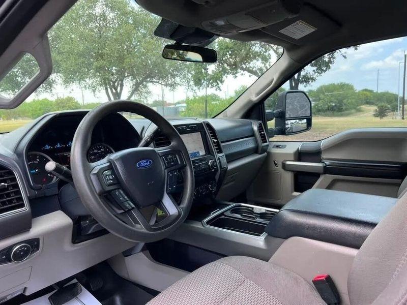 Ford F-250 SD  2022