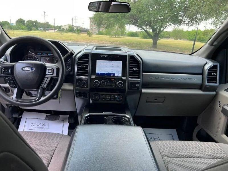 Ford F-250 SD  2022