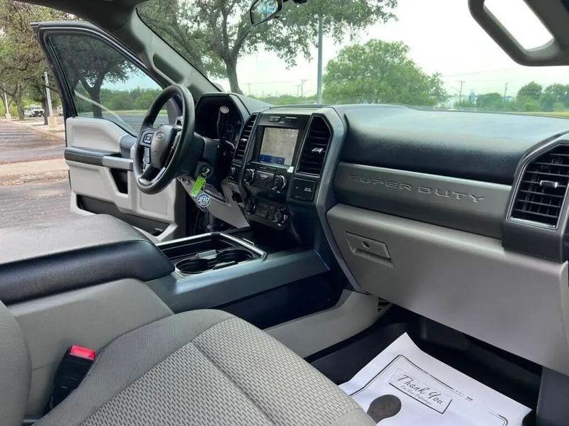 Ford F-250 SD  2022
