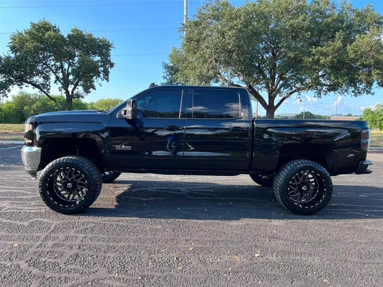 Chevrolet Silverado 1500  2018