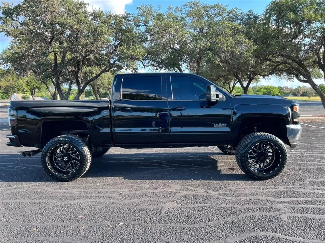 Chevrolet Silverado 1500  2018