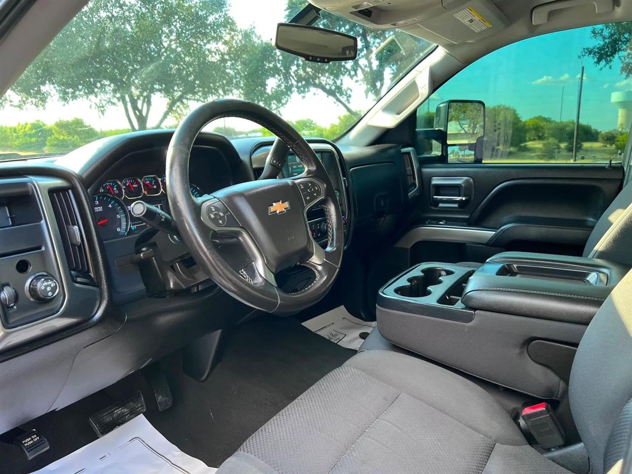Chevrolet Silverado 1500  2018
